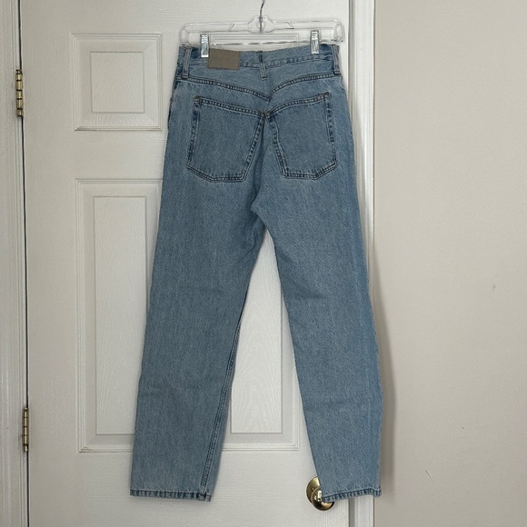 Women's Everlane Light Wash The Relaxed Straight Fit Organic Cotton Jeans 27 Reg - Picture 4 of 8